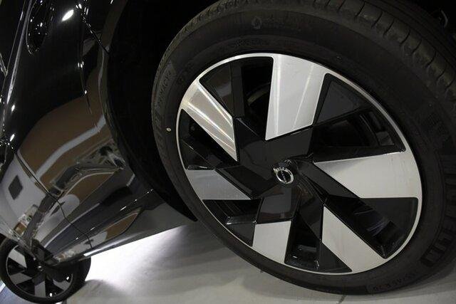 2023 Volvo XC60 Recharge Plus T8 Plug-In Hybrid