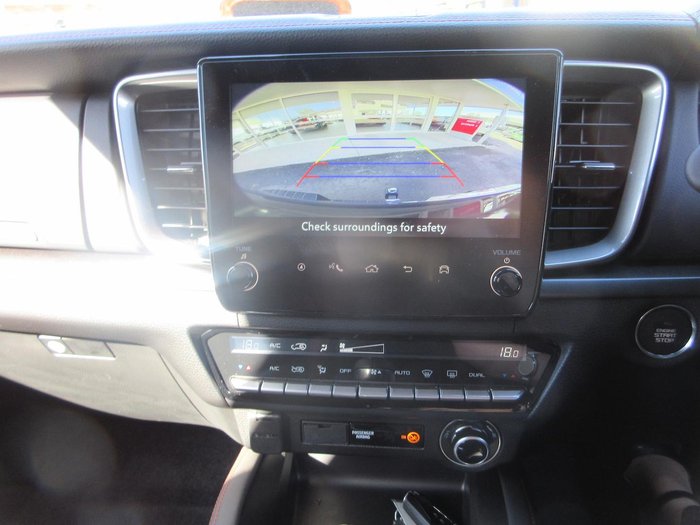 2025 Mazda BT-50 SP