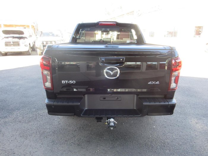 2025 Mazda BT-50 SP