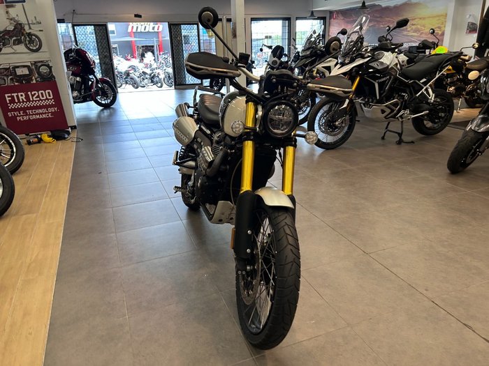 2019 Triumph SCRAMBLER 1200 XE
