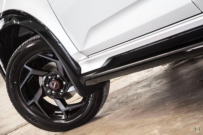 2025 Isuzu MU-X X-TERRAIN MY25.5 4X4 Dual Range Mercury Silver