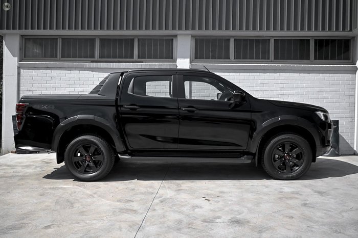 2025 Isuzu D-MAX X-TERRAIN MY24 4X4 Dual Range Basalt Black