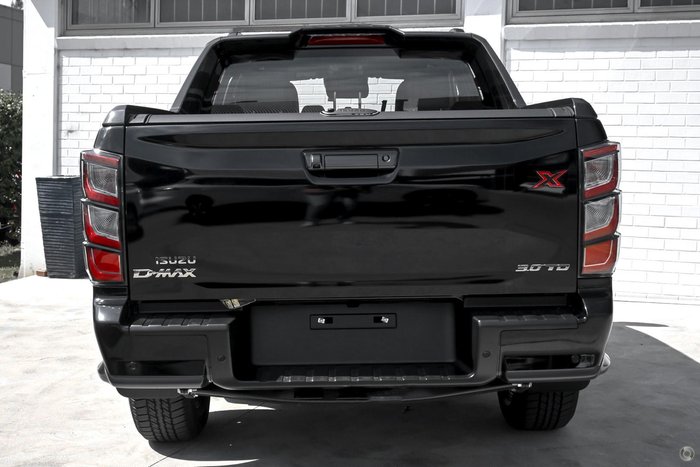 2025 Isuzu D-MAX X-TERRAIN MY24 4X4 Dual Range Basalt Black