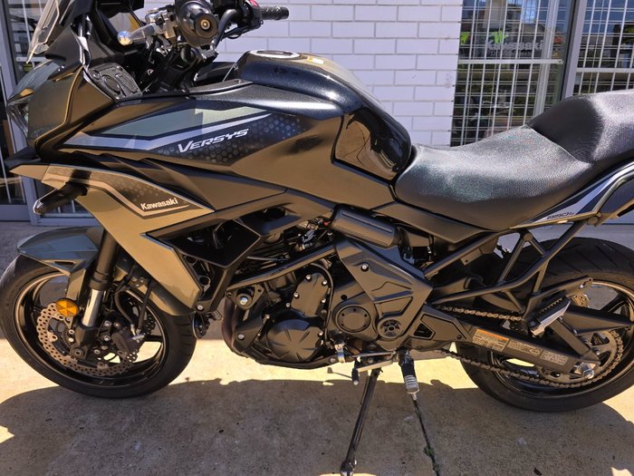 2023 Kawasaki VERSYS 650L (KLE650H) GOLD