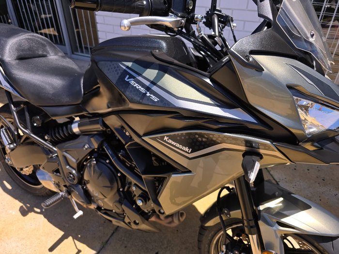 2023 Kawasaki VERSYS 650L (KLE650H) GOLD