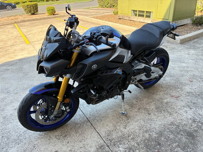 2017 Yamaha MT-10SP Blue