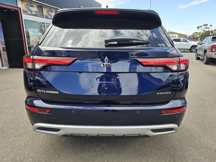 2024 Mitsubishi Outlander Exceed Tourer