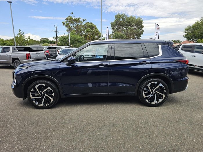 2024 Mitsubishi Outlander Exceed