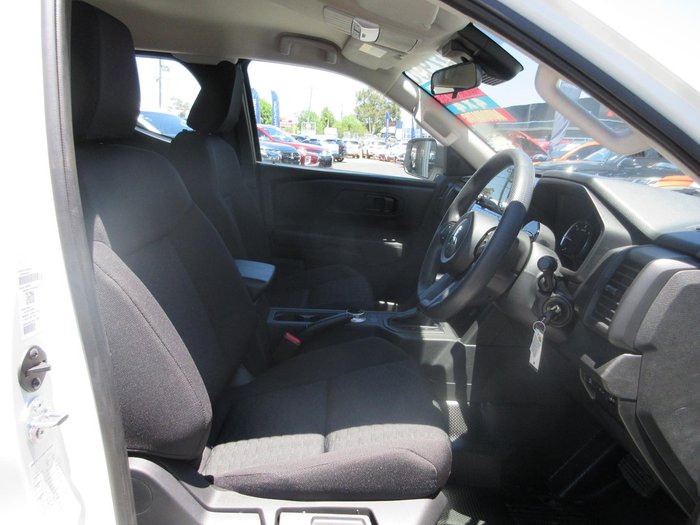 2025 Mitsubishi Triton GLX