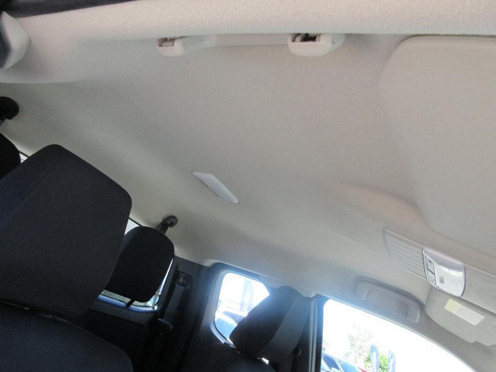 2025 Mitsubishi Triton GLX