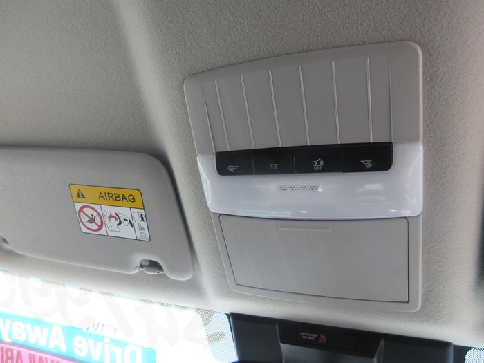 2025 Mitsubishi Triton GLX