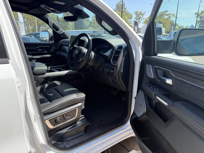 2025 Ram 1500 Laramie Sport Hurricane SO RamBox