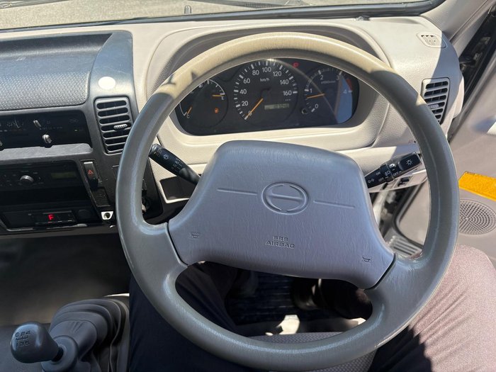 2010 Hino 300 Series 616 Short