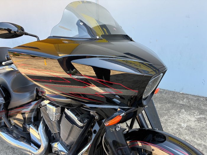 2015 VICTORY MAGNUM X-1 Black