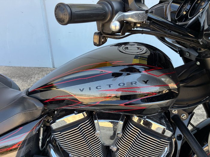 2015 VICTORY MAGNUM X-1 Black