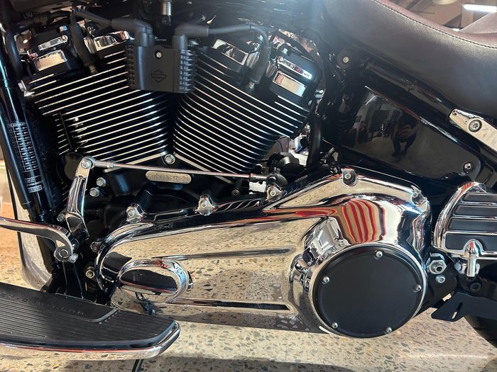 2022 Harley-Davidson Sport Glide 107 (FLSB) Softail Black