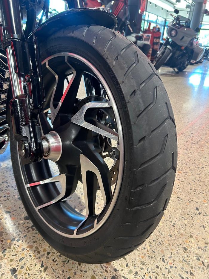 2022 Harley-Davidson Sport Glide 107 (FLSB) Softail Black