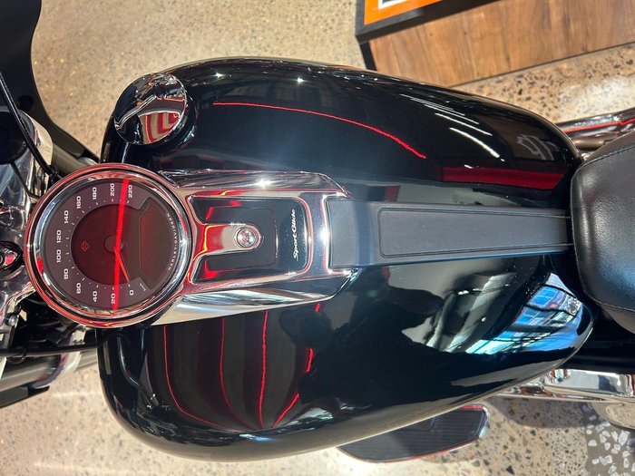 2022 Harley-Davidson Sport Glide 107 (FLSB) Softail Black