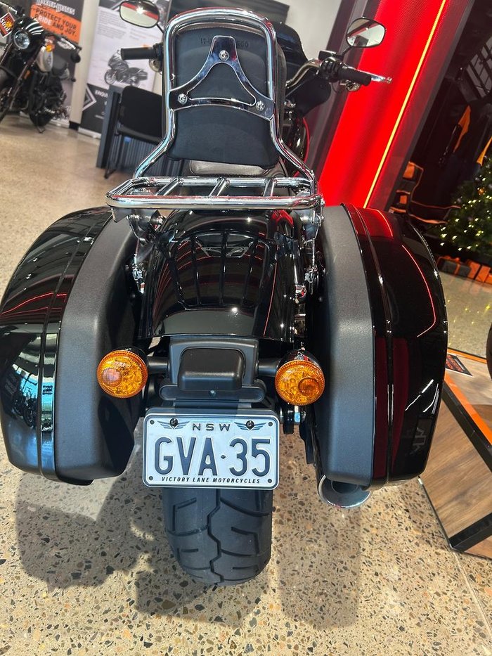 2022 Harley-Davidson Sport Glide 107 (FLSB) Softail Black