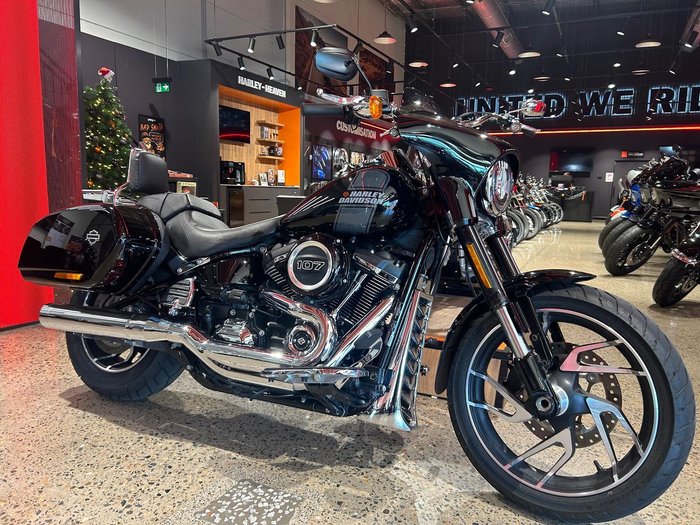 2022 Harley-Davidson Sport Glide 107 (FLSB) Softail Black