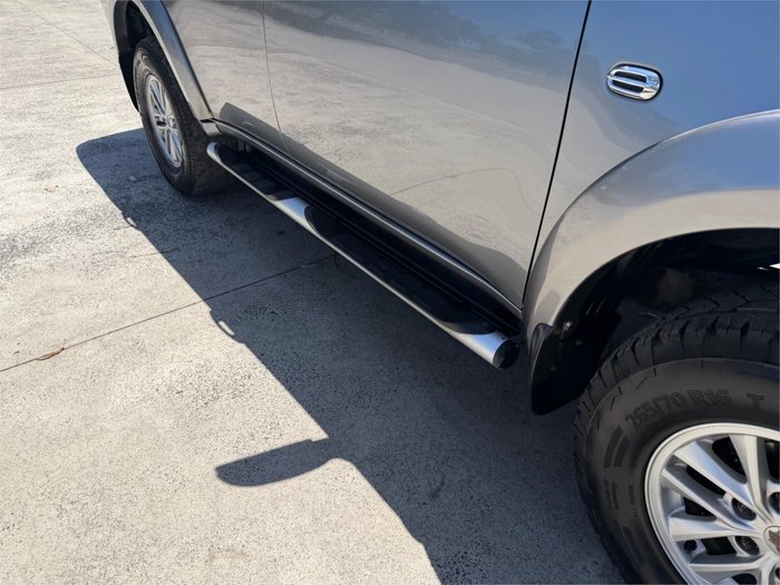 2015 MITSUBISHI CHALLENGER (4x4)