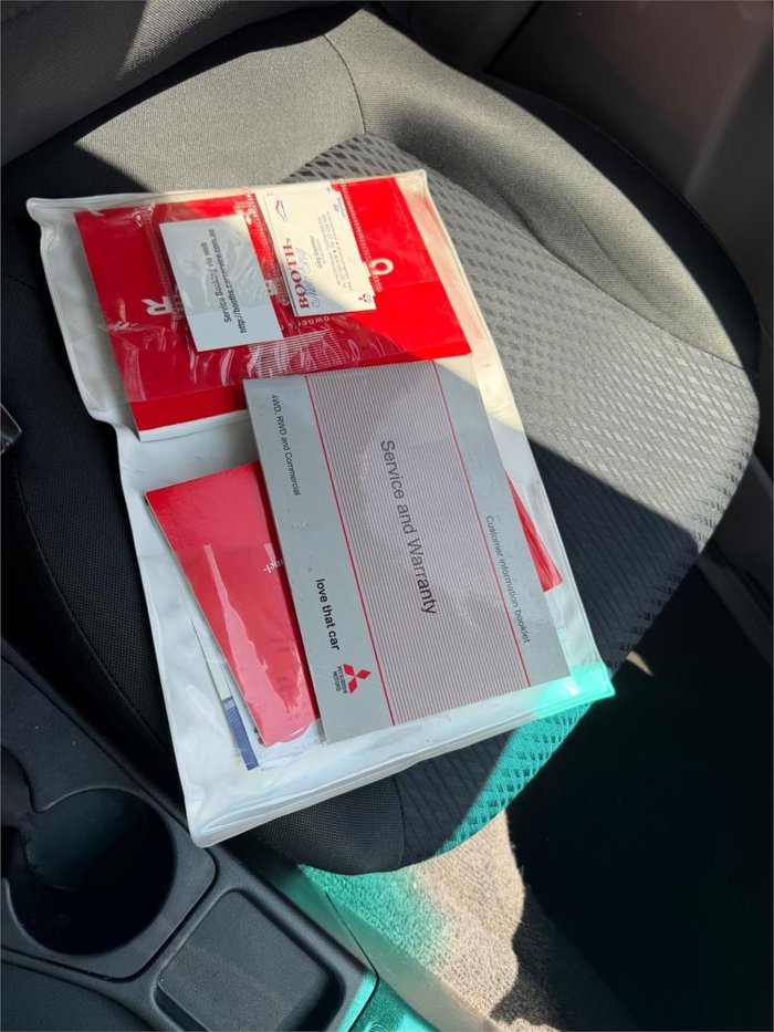 2015 MITSUBISHI CHALLENGER (4x4)