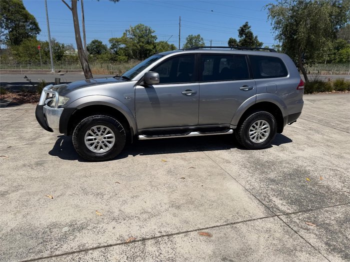 2015 MITSUBISHI CHALLENGER (4x4)