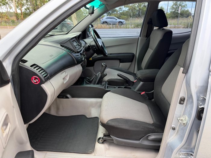 2013 MITSUBISHI TRITON GLX (4x4)