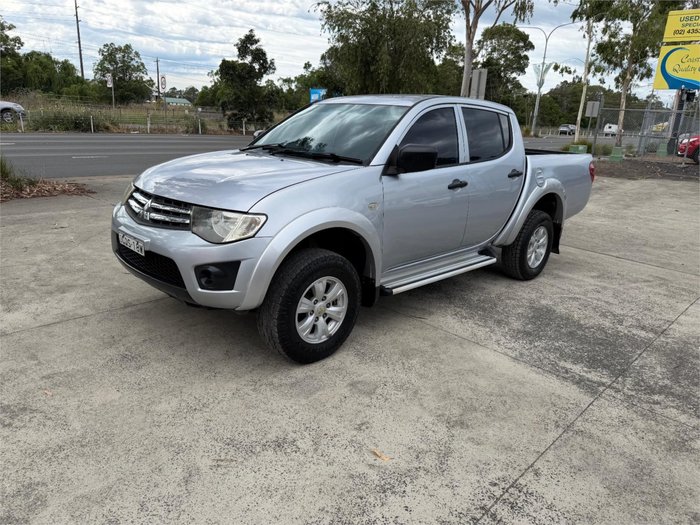 2013 MITSUBISHI TRITON GLX (4x4)