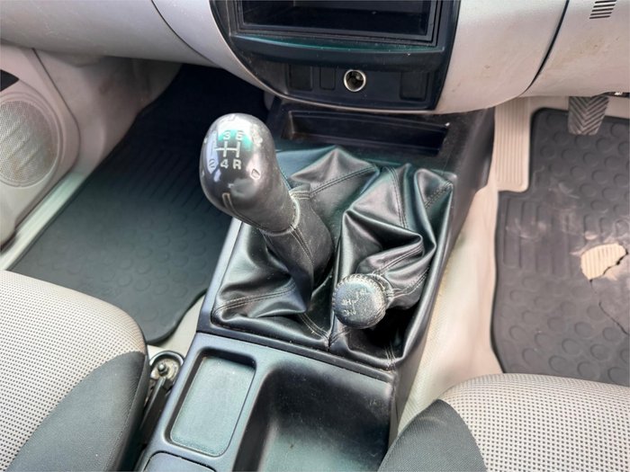 2013 MITSUBISHI TRITON GLX (4x4)