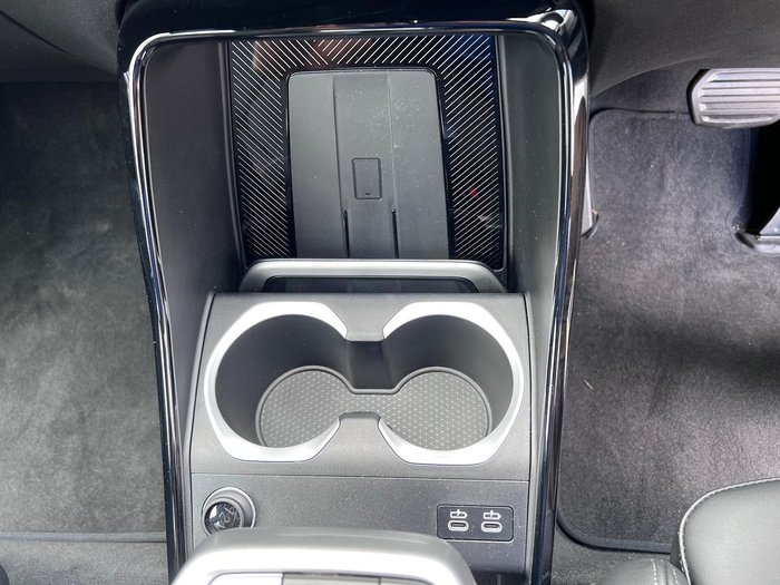 2025 BMW X1 sDrive18i