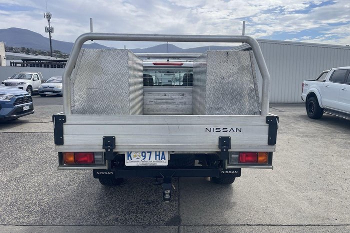 2022 Nissan Navara SL