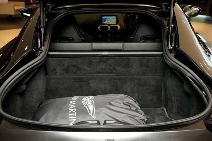 2018 Aston Martin Vantage