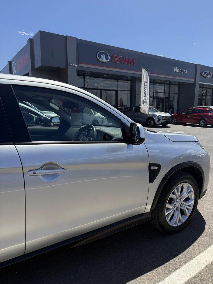 2023 Mitsubishi ASX ES