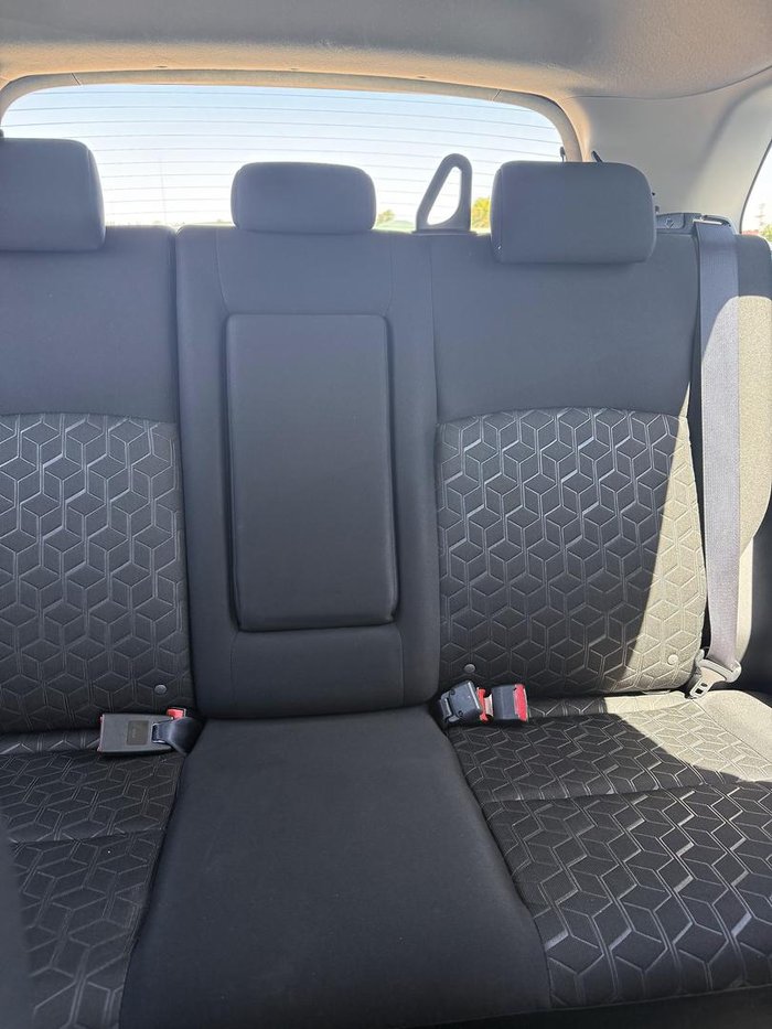 2023 Mitsubishi ASX ES