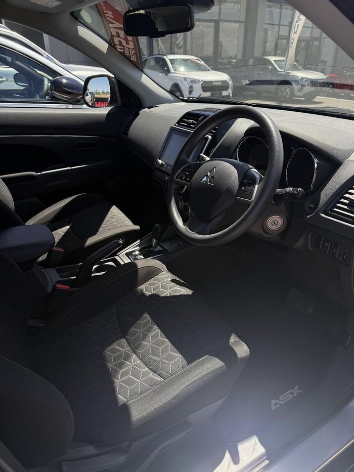 2023 Mitsubishi ASX ES