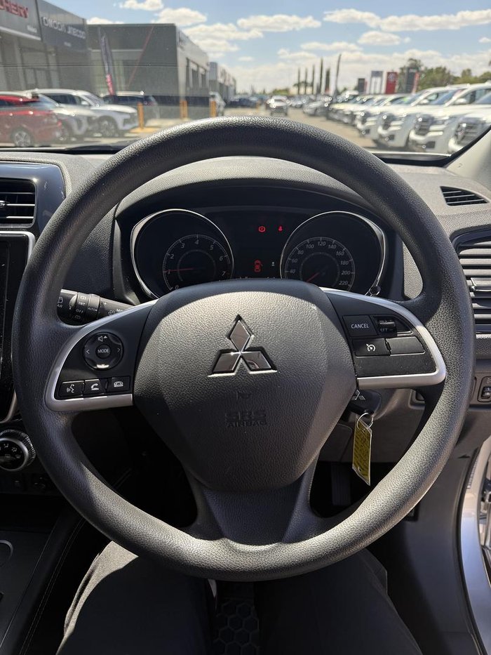 2023 Mitsubishi ASX ES