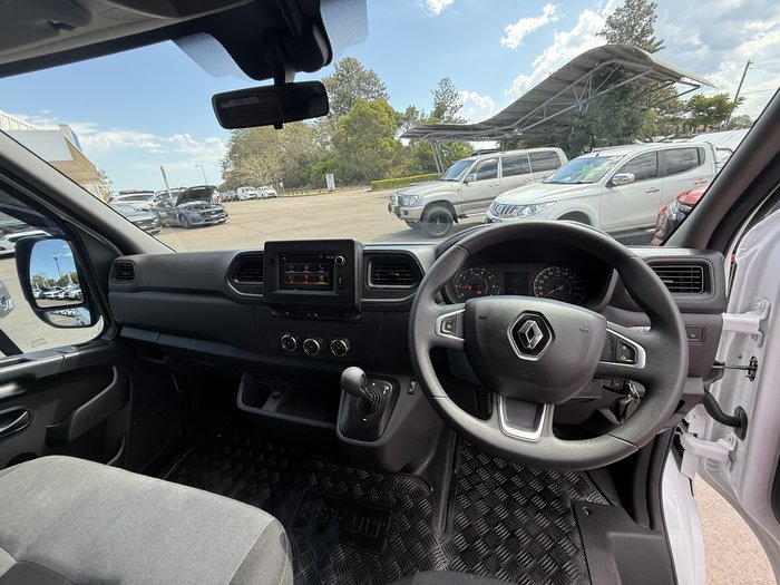 2022 Renault Master