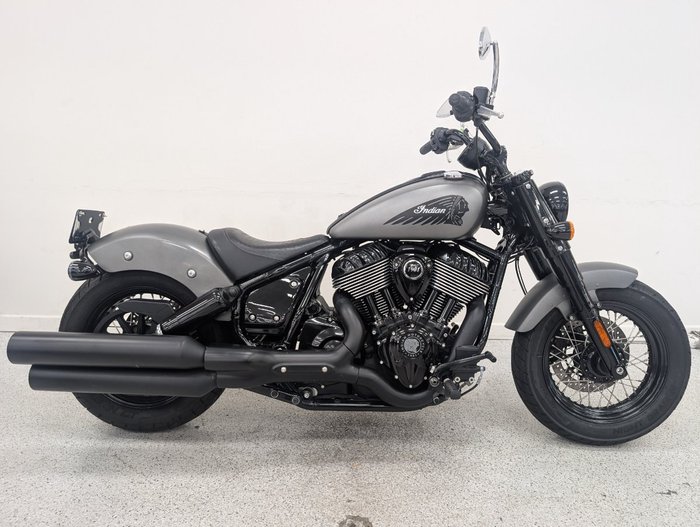 2023 INDIAN CHIEF BOBBER DARK HORSE Black
