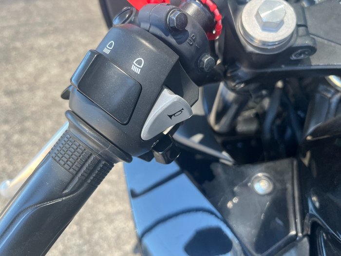 2017 Honda CBR300R BLACK