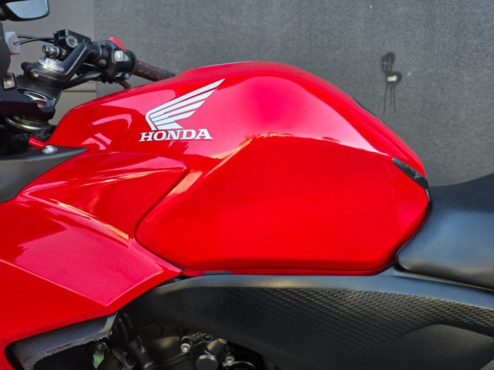 2013 Honda CBR500R RED