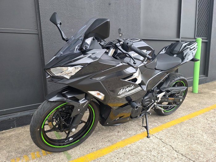 2022 Kawasaki NINJA 400 GREY
