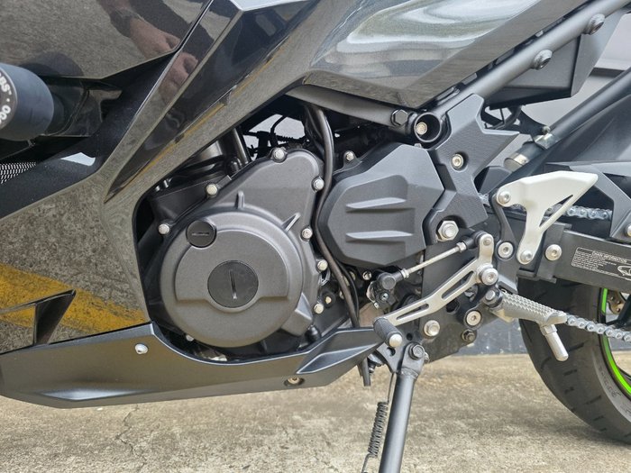 2022 Kawasaki NINJA 400 GREY