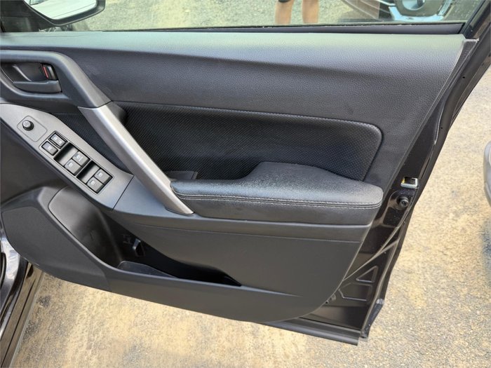 2014 SUBARU FORESTER 2.5i