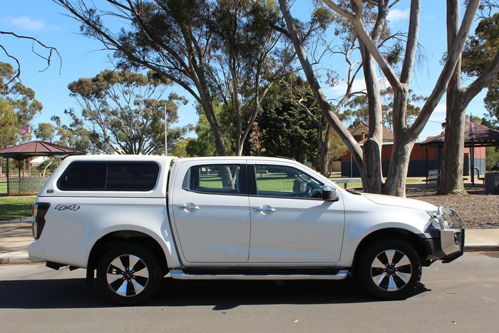 2021 Isuzu D-MAX LS-U