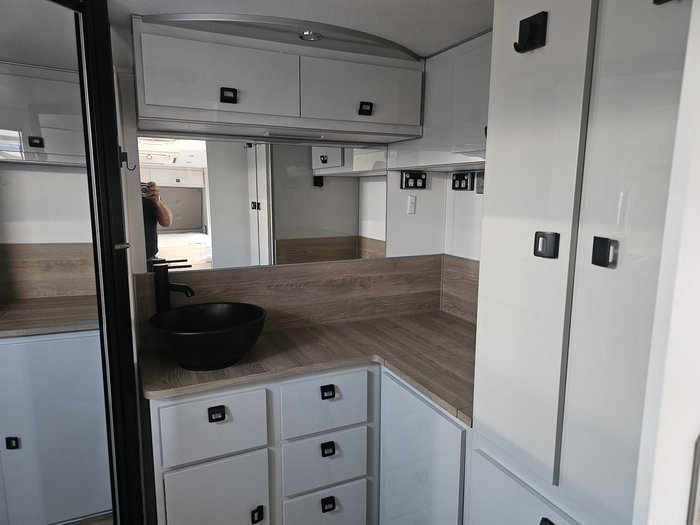 2022 JB Caravans Dirt Road Xtreme 22