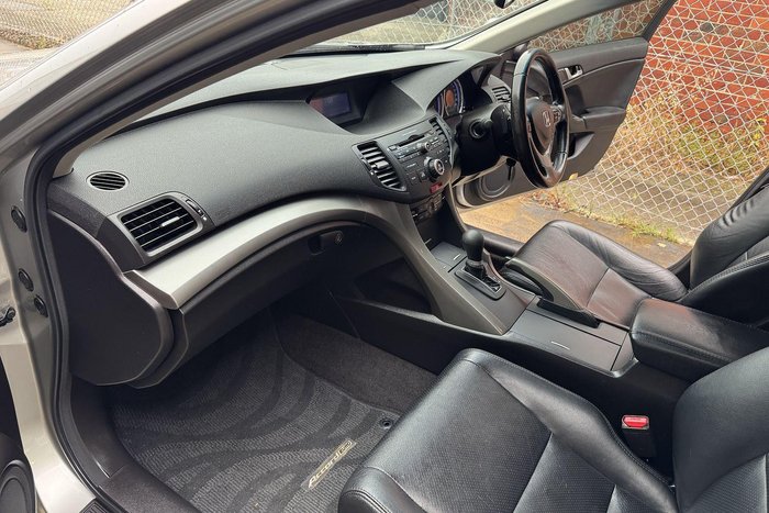 2009 Honda Accord Euro Luxury 8th Gen Buran Silver