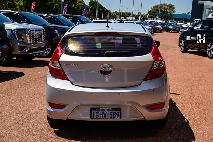 2016 Hyundai Accent Active