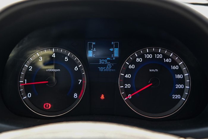 2016 Hyundai Accent Active