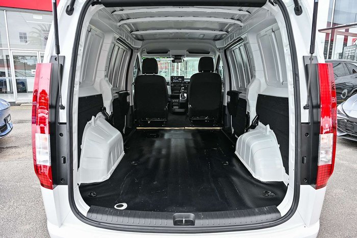 2024 Hyundai STARIA LOAD